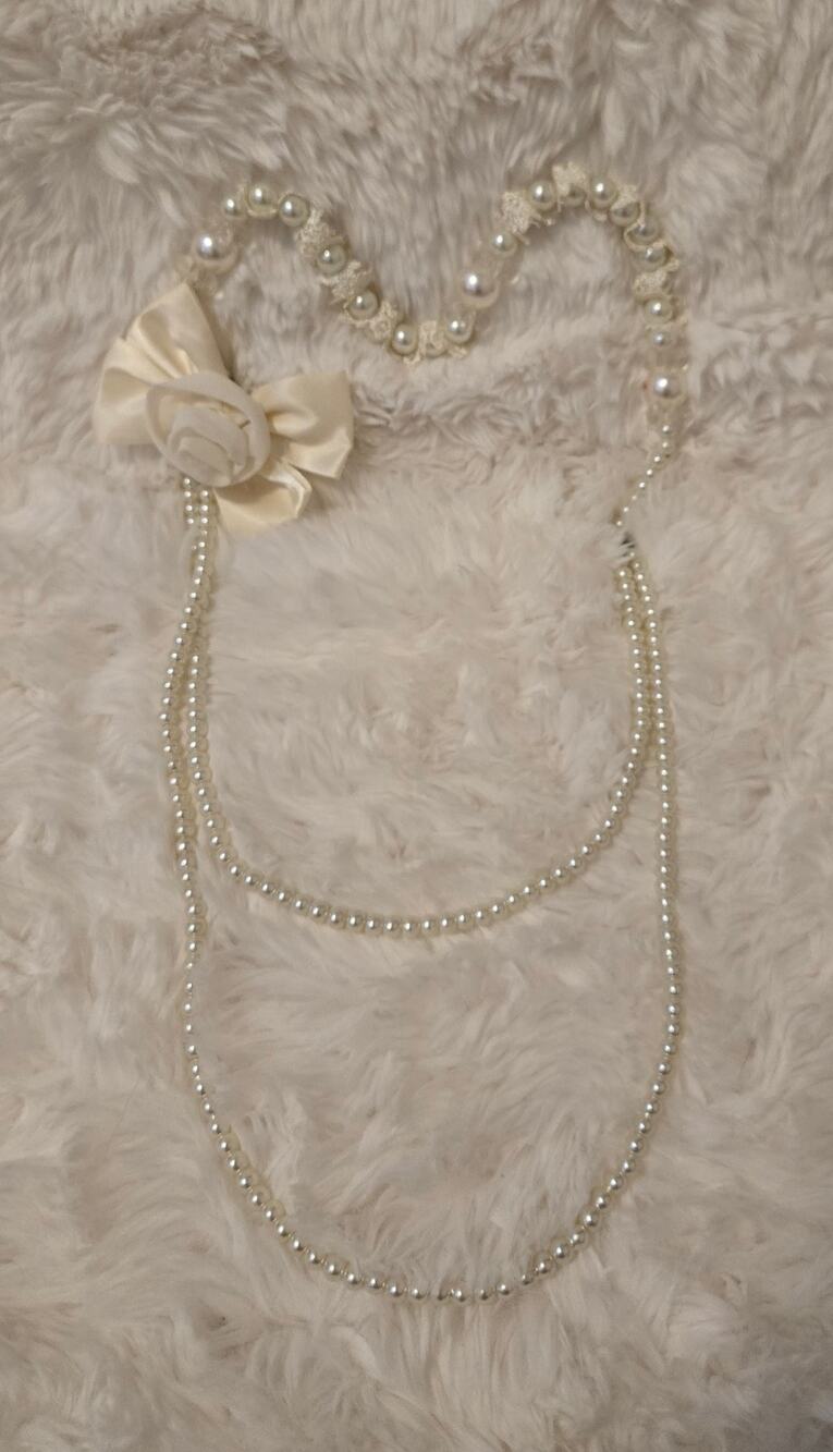 Lolita Pearl Necklace with Bow